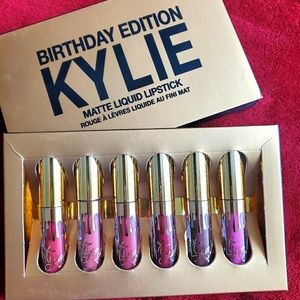 Matte liquid lipstick